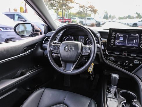 Certified 2024 Toyota Camry SE FWD image 4