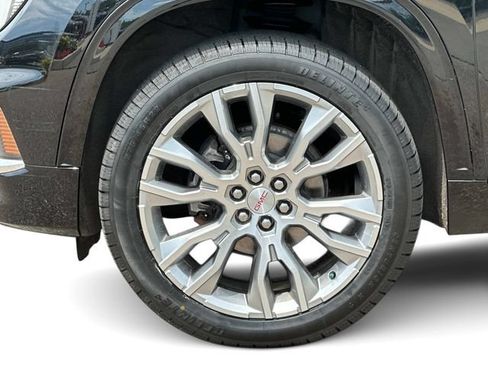Used 2024 GMC Acadia Denali w/ LPO, Floor Liner Package AWD/4WD image 8