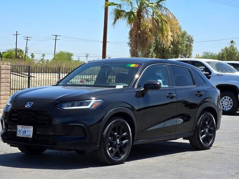 Used 2023 Honda HR-V Sport image 8