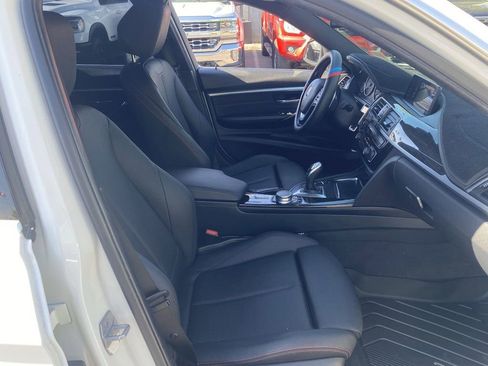 Used 2017 BMW 330i Sedan RWD image 11