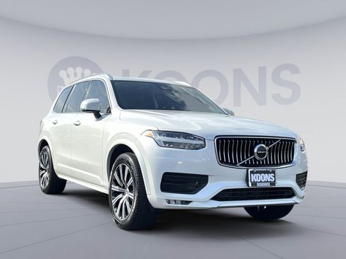 Used 2023 Volvo XC90 B5 Core w/ Protection Package Premier AWD/4WD image 2