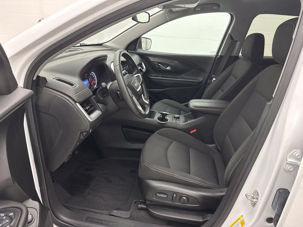 Used 2023 GMC Terrain SLE w/ Driver Convenience Package AWD/4WD image 19
