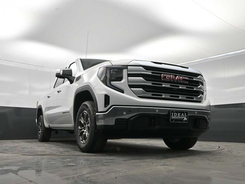New 2026 GMC Sierra 1500 SLE w/ Preferred Package image 31
