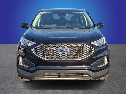 Used 2024 Ford Edge SEL w/ Convenience Package AWD/4WD image 2