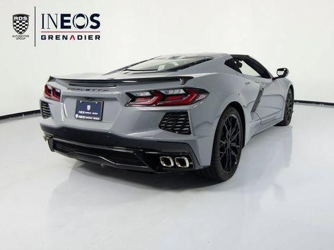 Used 2025 Chevrolet Corvette Stingray Coupe w/ 1LT RWD image 6