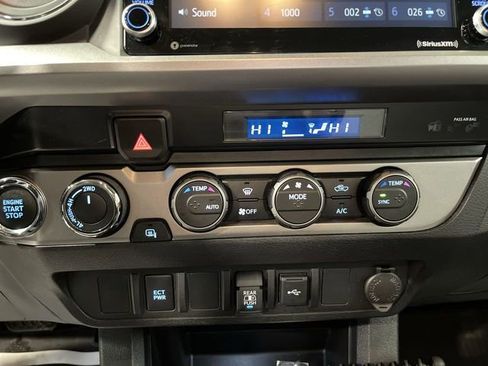 Certified 2023 Toyota Tacoma SR5 AWD/4WD image 11