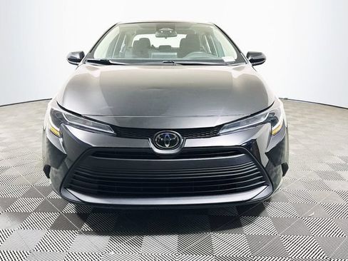 Certified 2024 Toyota Corolla LE FWD image 3