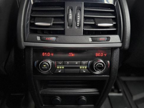 Used 2018 BMW X5 M Base AWD 4dr SUV image 19