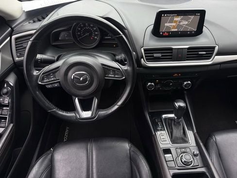 Used 2017 MAZDA MAZDA3 Touring w/ Popular Equipment Package FWD image 12
