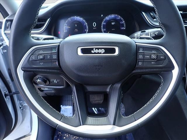 Used 2023 Jeep Grand Cherokee L Laredo w/ Trailer Tow Group (B) AWD/4WD image 17