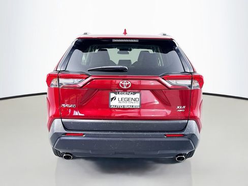 Used 2021 Toyota RAV4 XLE w/ Convenience Package AWD/4WD image 8