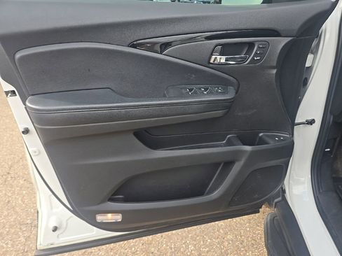 Used 2020 Honda Passport Elite image 12