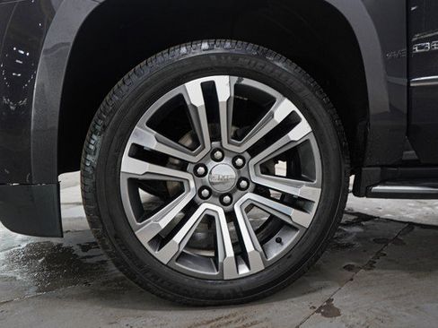 Used 2018 GMC Yukon XL Denali w/ Open Road Package image 36