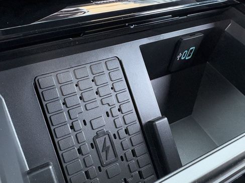 New 2026 Ford F250 Lariat w/ Lariat Premium Package image 60