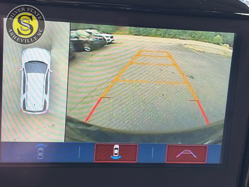 Used 2019 Chevrolet Traverse RS w/ LPO, Floor Liner Package FWD image 28