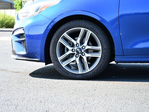 Used 2019 Kia Forte S w/ S Premium Package FWD image 12