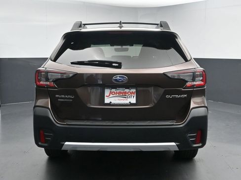 Used 2022 Subaru Outback Limited AWD/4WD image 7