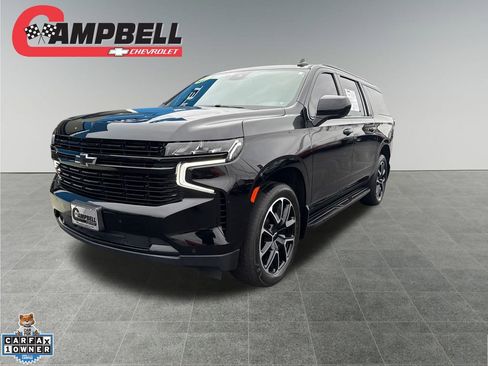 Used 2023 Chevrolet Suburban RST image 1