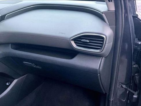 Certified 2023 Hyundai Santa Fe SEL image 17