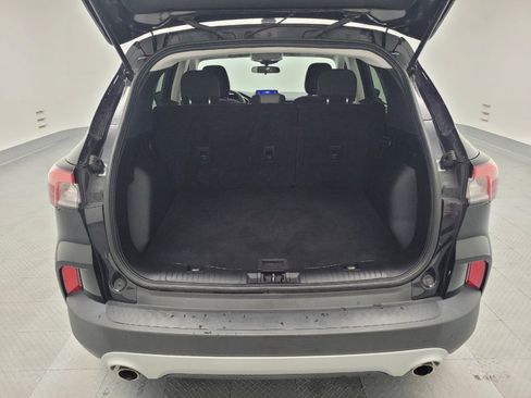 Used 2021 Ford Escape SE image 29