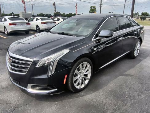 Used 2019 Cadillac XTS FWD image 1