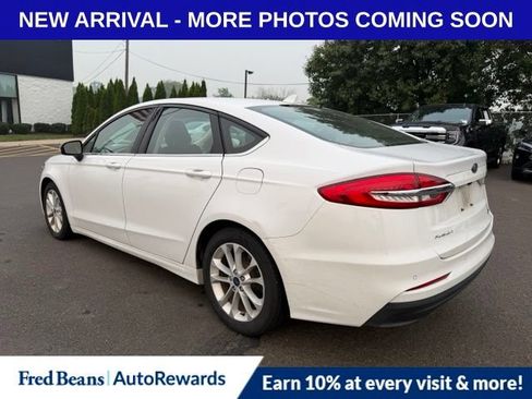 Used 2020 Ford Fusion SE FWD image 5