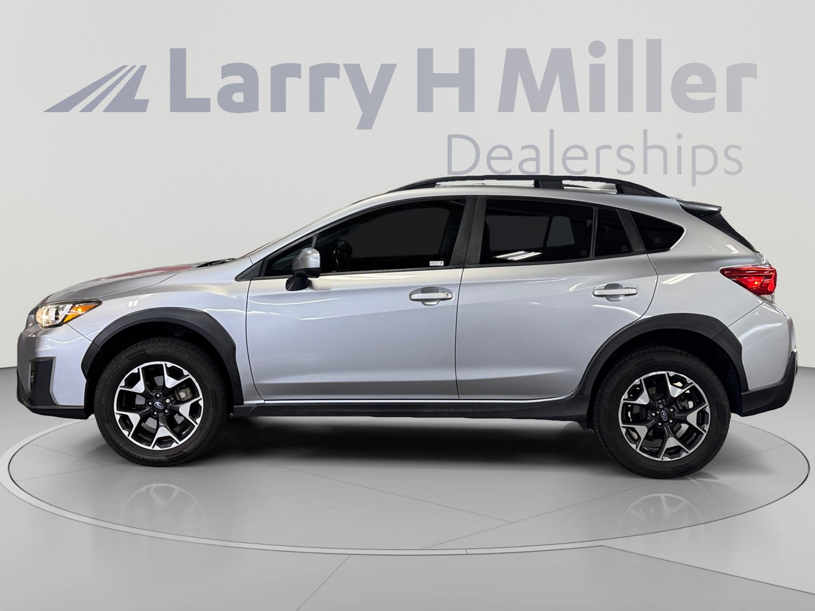 Used 2020 Subaru Crosstrek 2.0i Premium w/ Moonroof Package 2 AWD/4WD image 2