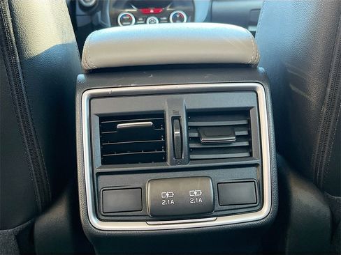 Used 2024 Subaru Forester Limited image 25