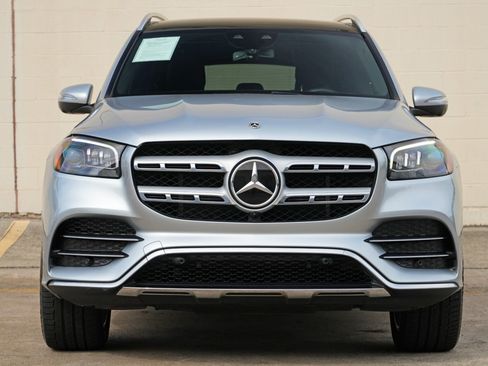 Used 2022 Mercedes-Benz GLS 450 4MATIC w/ AMG Line Exterior image 7