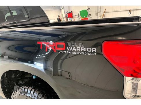 Used 2010 Toyota Tundra Grade 5.7L V8 w/FFV (A6) image 9