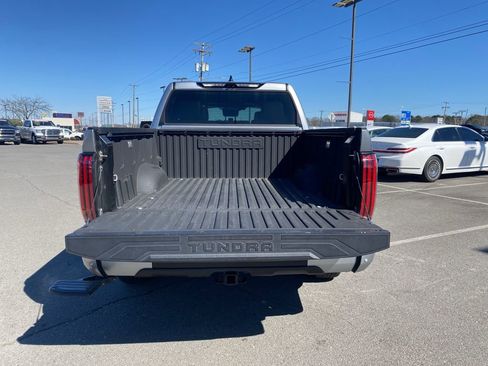 Used 2023 Toyota Tundra Platinum image 7