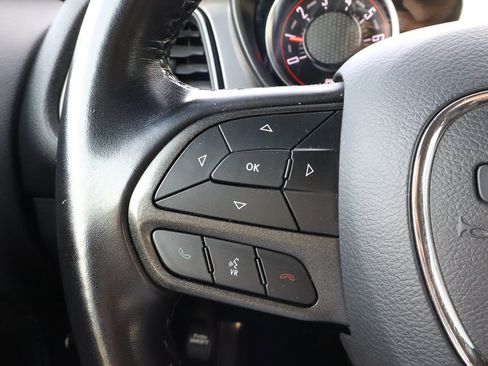 Used 2023 Dodge Challenger SXT image 23