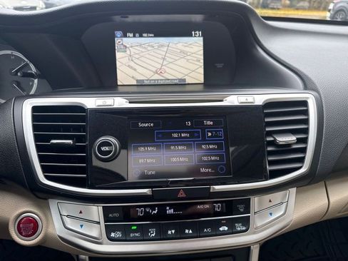 Used 2015 Honda Accord EX-L image 25