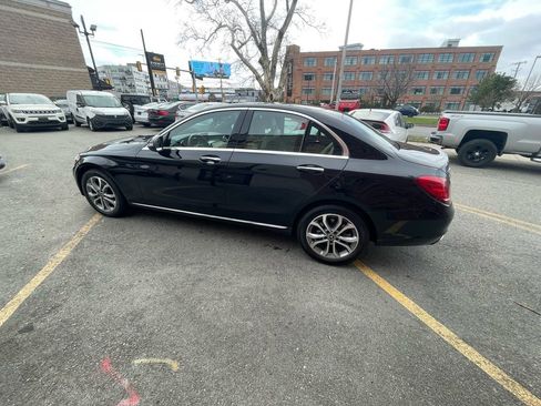 Used 2018 Mercedes-Benz C 300 4MATIC Sedan image 6
