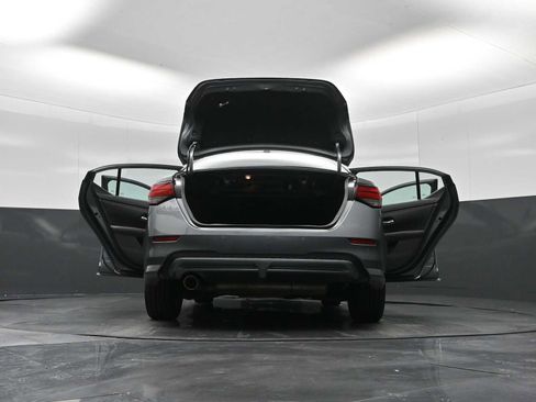 Used 2021 Nissan Sentra SR image 36