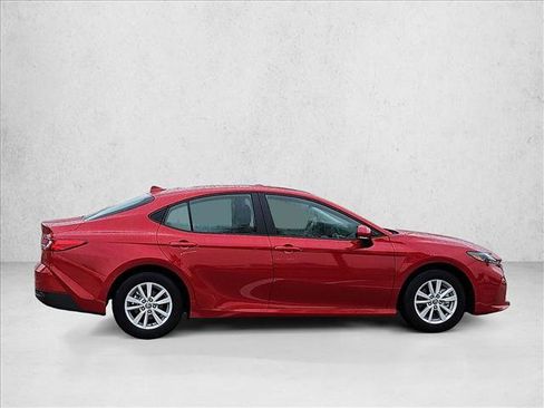 Used 2026 Toyota Camry LE FWD image 4
