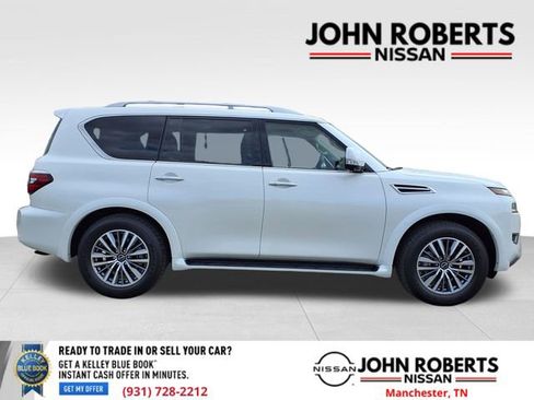 Used 2024 Nissan Armada SL w/ Captain's Chairs Package image 28