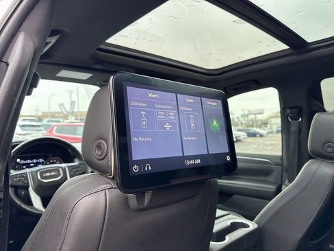 Used 2021 GMC Yukon SLT w/ SLT Luxury Plus Package image 37