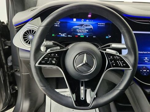Used 2023 Mercedes-Benz EQS 580 4MATIC SUV image 13