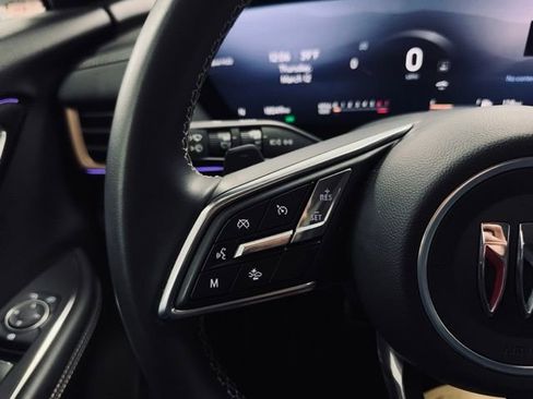 Used 2025 Buick Envision Sport Touring image 25