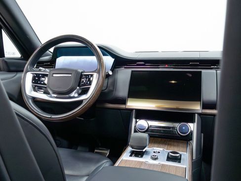 Used 2023 Land Rover Range Rover Long Wheelbase Autobiography AWD/4WD image 35