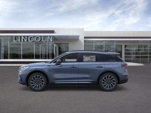 New 2026 Lincoln Corsair Reserve w/ Rear Removable Package Tray FWD image 3