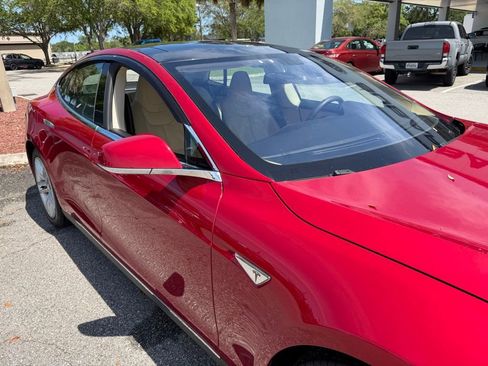 Used 2014 Tesla Model S RWD image 14
