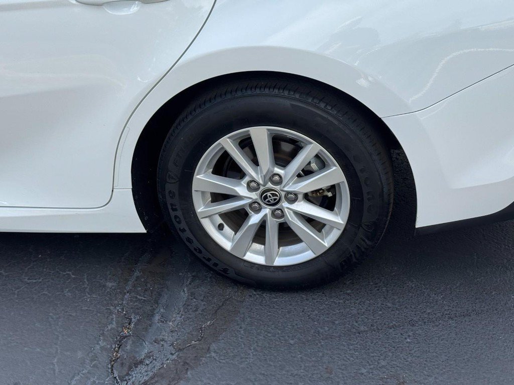 Used 2025 Toyota Camry LE FWD image 10