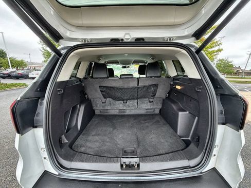 Used 2019 Ford Escape SEL FWD image 18