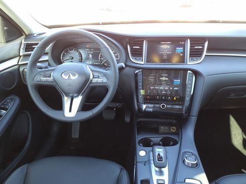 Used 2024 INFINITI QX50 Luxe AWD/4WD image 27