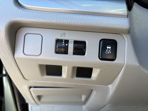 Used 2014 Subaru Forester 2.5i Premium w/ Popular Package #2 image 11