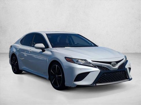 Used 2018 Toyota Camry XSE w/ Audio Package FWD image 3