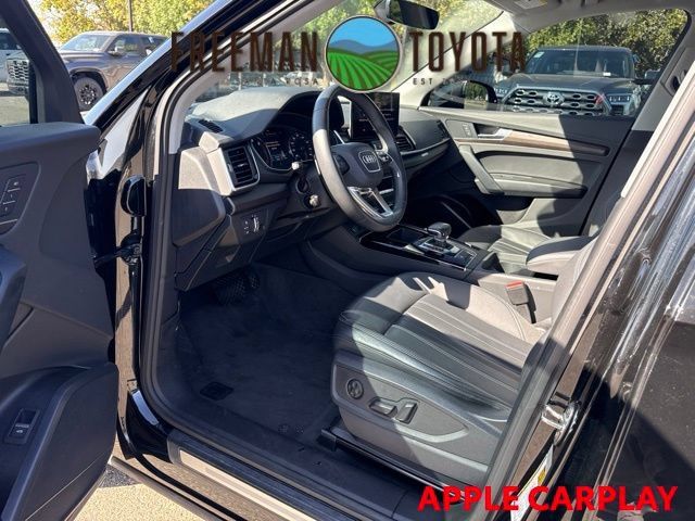Used 2023 Audi Q5 2.0T Premium w/ Convenience Package AWD/4WD image 7