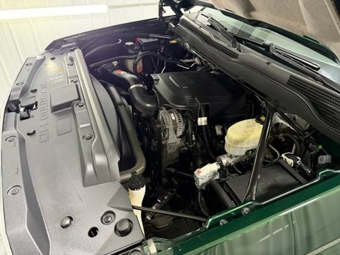 Used 2015 Chevrolet Silverado 2500 LT w/ LT Convenience Package AWD/4WD image 26